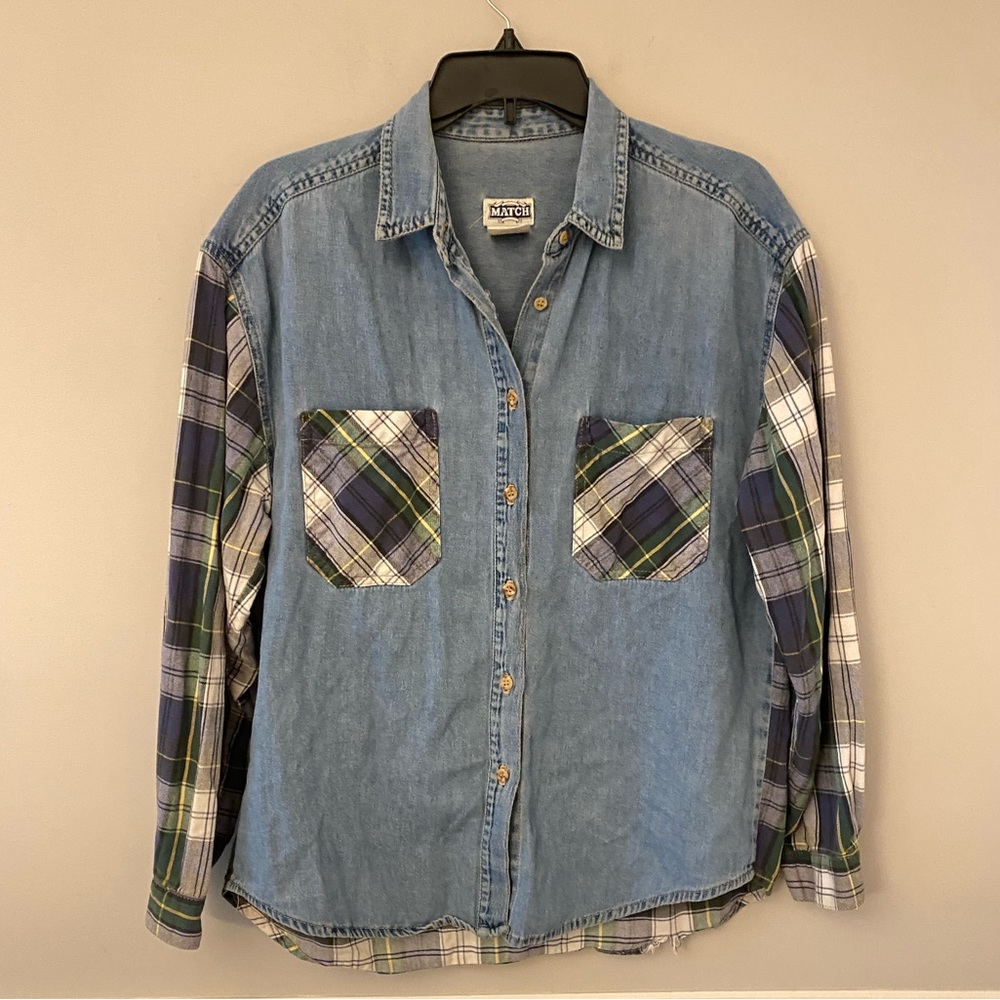Match denim & plaid long sleeve button down shirt. M